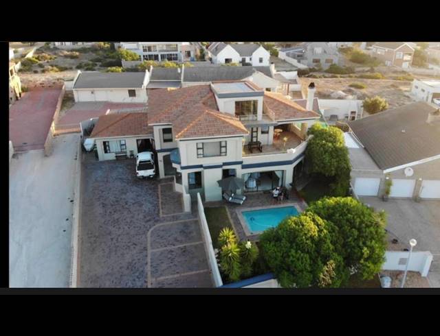 8 BEDROOM HOUSE FOR SALE IN MYBURGH PARK